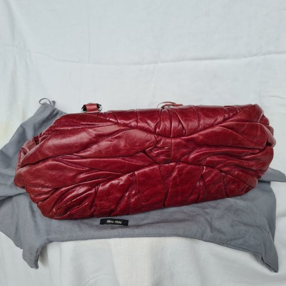 Miu Miu Matelassé Burgundy leather hobo handbag - Picture 12 of 15